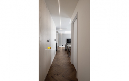 Interior-09