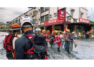 KD科定百萬金援花蓮 先捐裝備再上前線(圖)